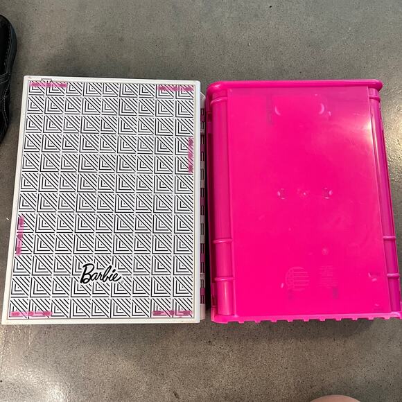 Barbie clothes portable closet carrying case fashion toy set of 2 - Picture 4 of 5